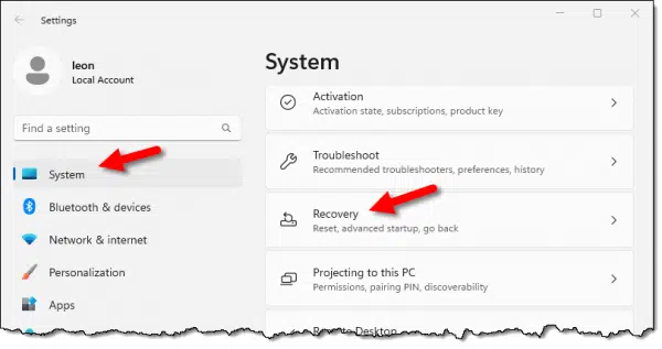 Settings: System, Recovery in Windows 11.